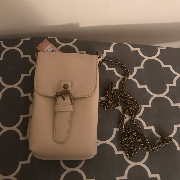 Ivory Purse with Bronze Chain - Picture 2 of 3